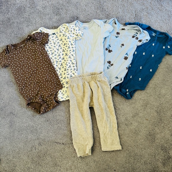 Carter’s | Bodysuit Set - Picture 1 of 7